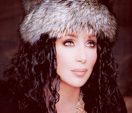 Escuch a Cher haciendo un pedacito de Gimme! Gimme! Gimme! de ABBA.